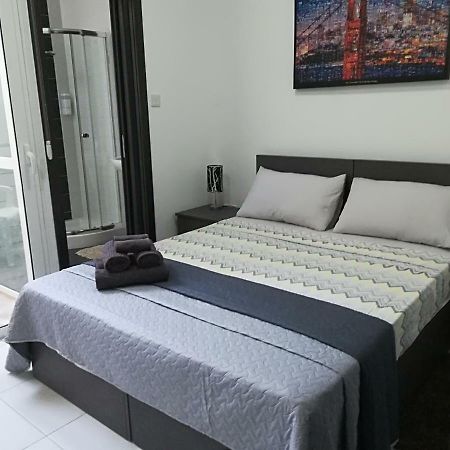 Nice And Cosy Apartment Close To Seafront Слима Екстериор снимка