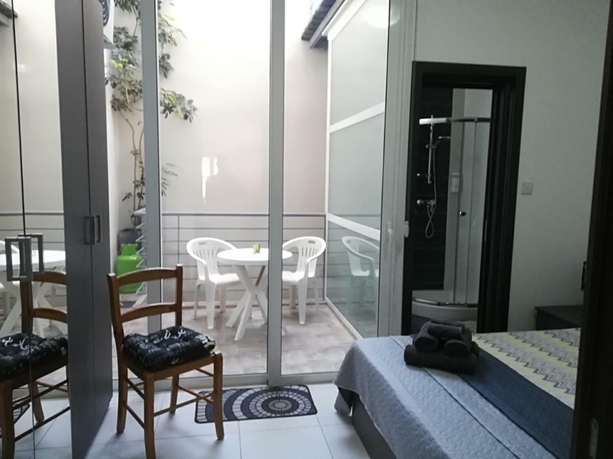 Nice And Cosy Apartment Close To Seafront Слима Екстериор снимка